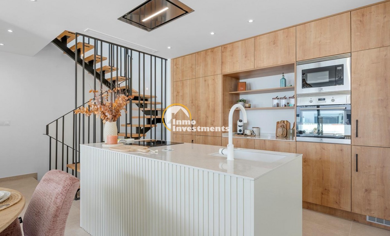 Obra nueva - Chalet independiente - Dolores - CENTRO