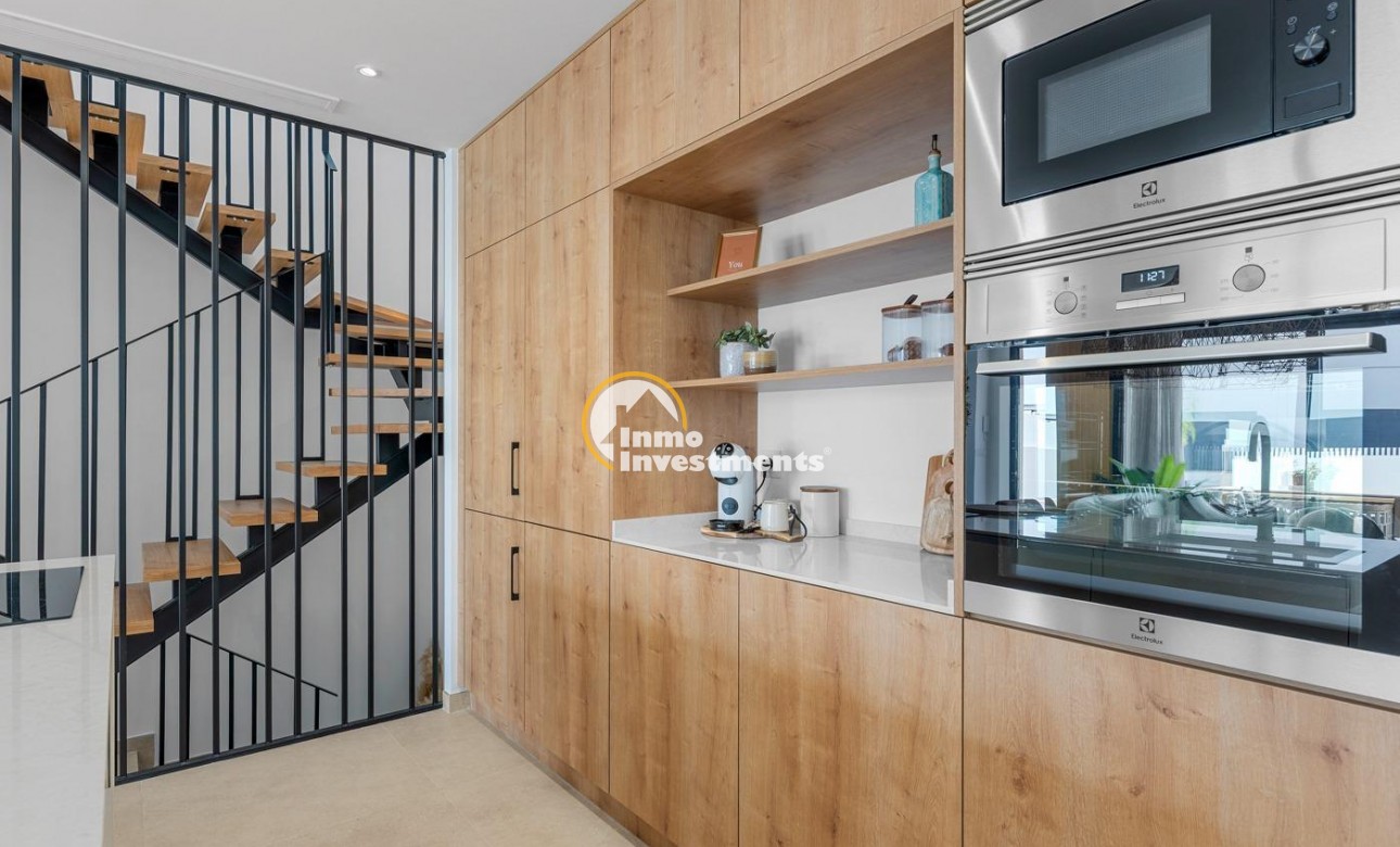 Obra nueva - Chalet independiente - Dolores - CENTRO