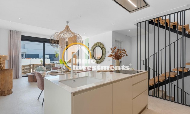 Obra nueva - Chalet independiente - Dolores - CENTRO