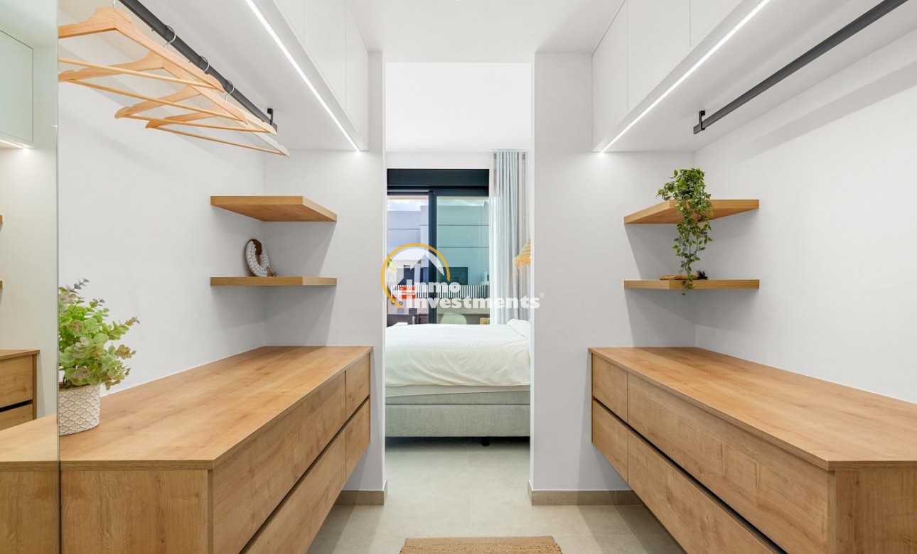 Obra nueva - Chalet independiente - Dolores - CENTRO