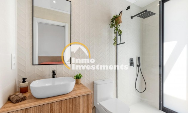 Obra nueva - Chalet independiente - Dolores - CENTRO