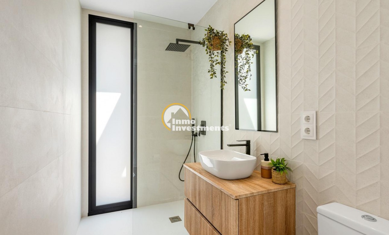 Obra nueva - Chalet independiente - Dolores - CENTRO