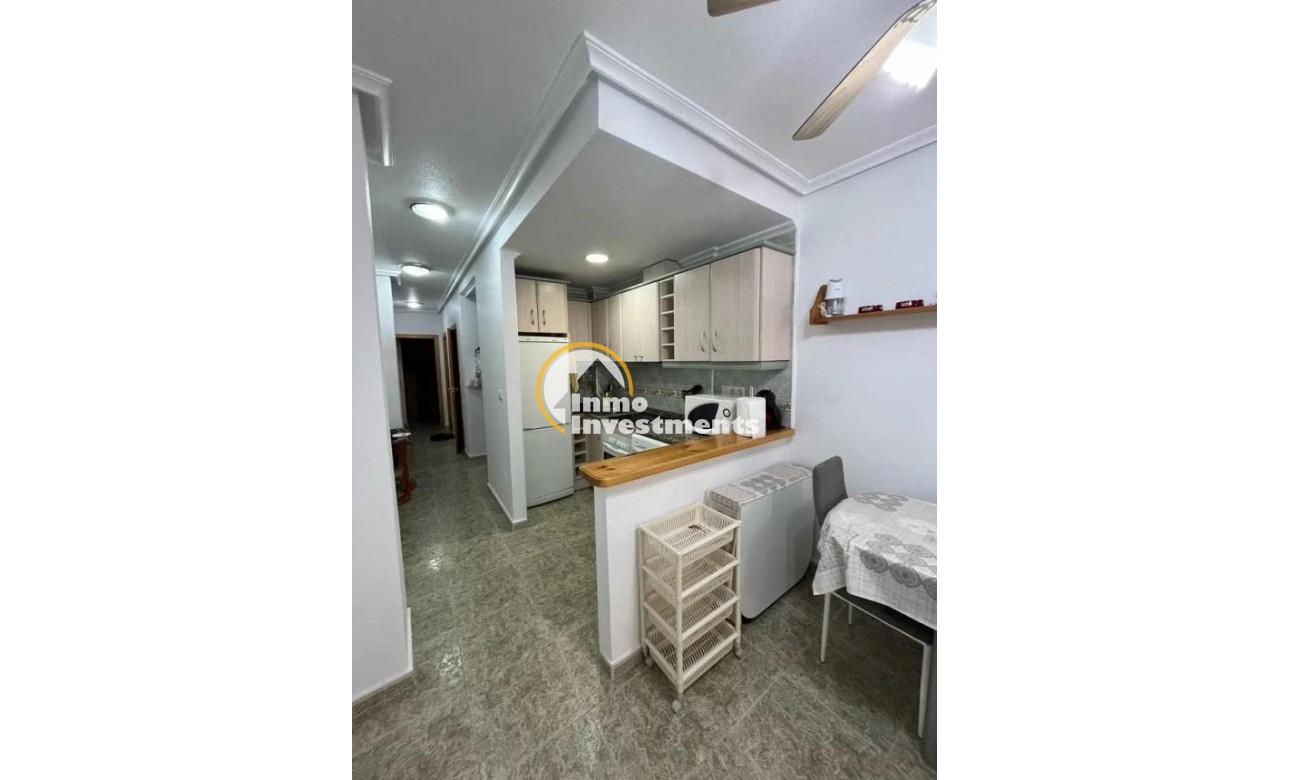 Reventa - Apartamento - Torrevieja - Estacion de autobuses