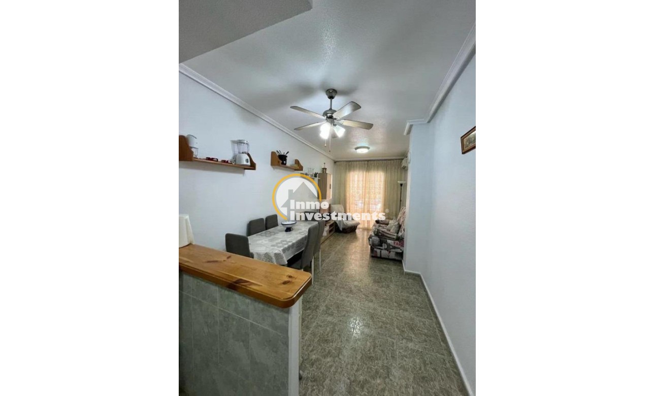 Reventa - Apartamento - Torrevieja - Estacion de autobuses