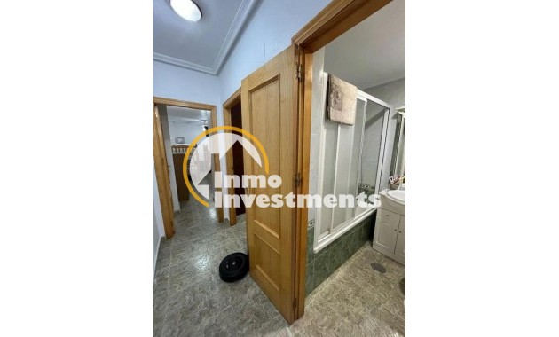 Reventa - Apartamento - Torrevieja - Estacion de autobuses