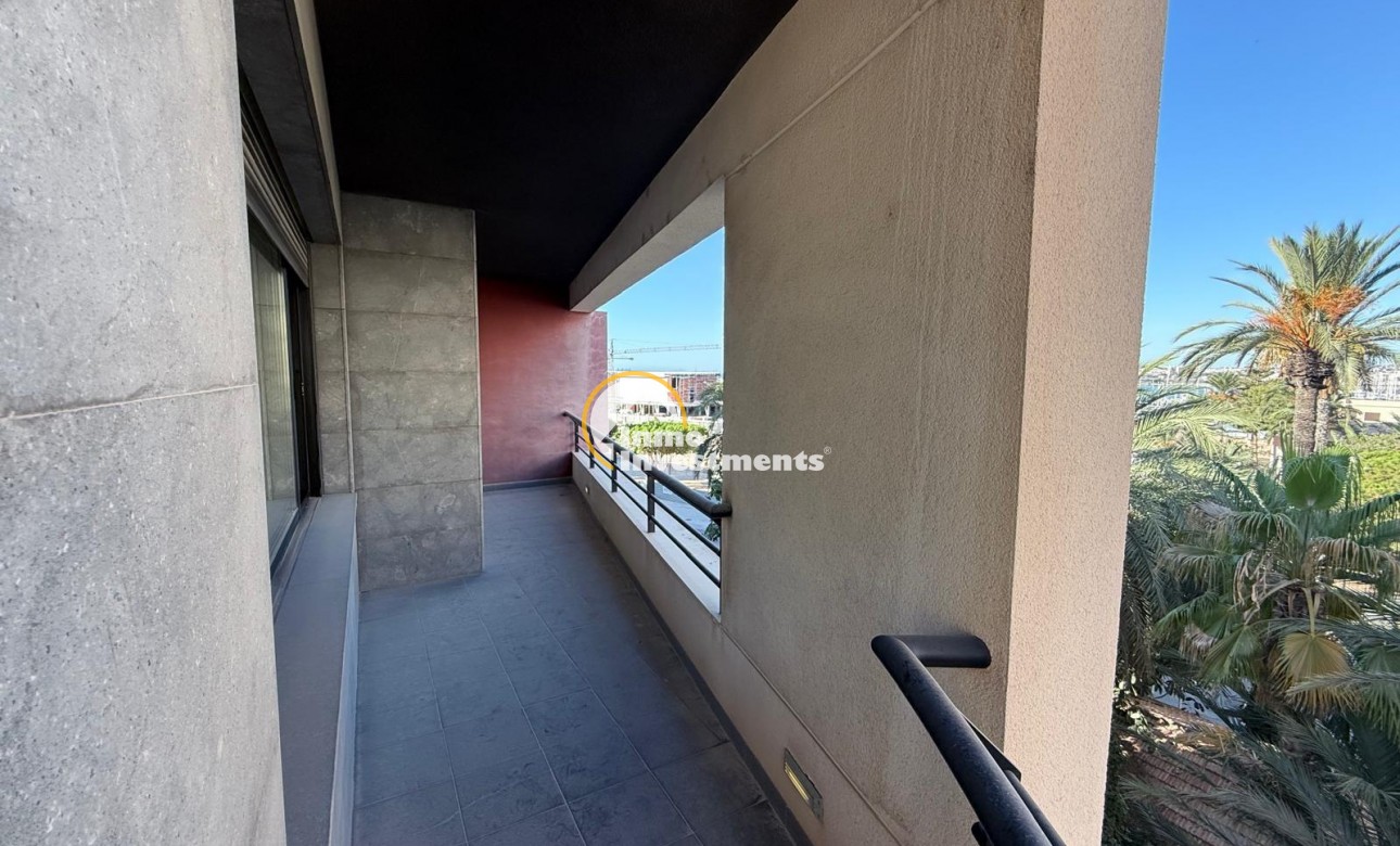 Reventa - Apartamento - Torrevieja - Puerto Deportivo