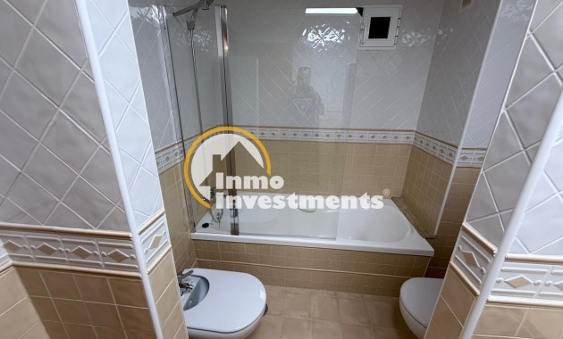 Reventa - Apartamento - Torrevieja - Puerto Deportivo