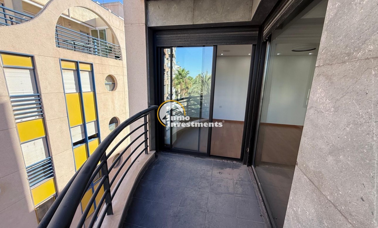 Reventa - Apartamento - Torrevieja - Puerto Deportivo