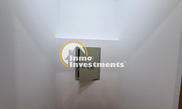 Reventa - Apartamento - Torrevieja - Puerto Deportivo