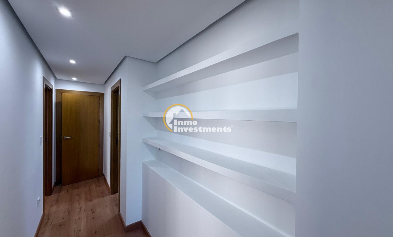 Reventa - Apartamento - Torrevieja - Puerto Deportivo