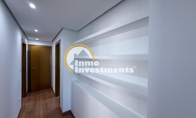 Reventa - Apartamento - Torrevieja - Puerto Deportivo