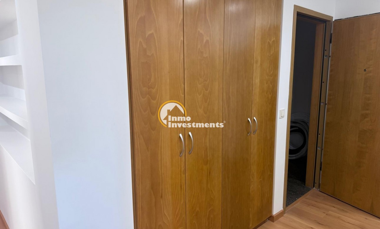 Reventa - Apartamento - Torrevieja - Puerto Deportivo