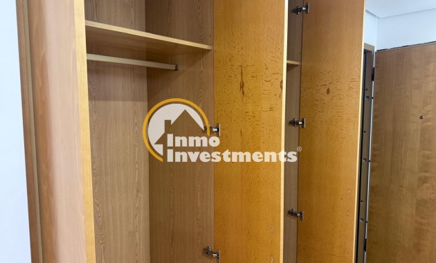 Reventa - Apartamento - Torrevieja - Puerto Deportivo