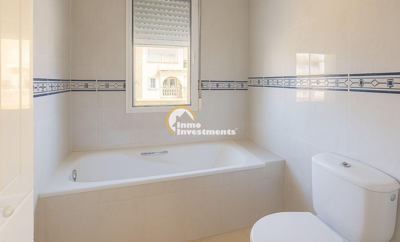 Resale - Villa - Orihuela Costa - Los Almendros-La Florida