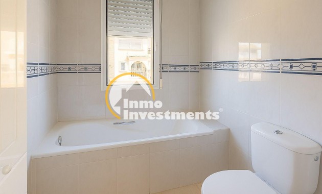 Resale - Villa - Orihuela Costa - Los Almendros-La Florida