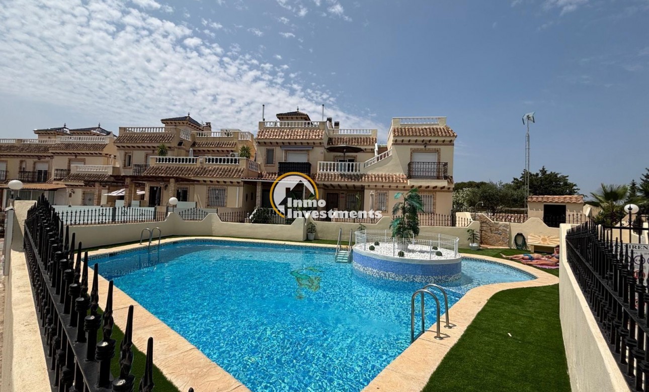 Resale - Villa - Orihuela Costa - Los Almendros-La Florida