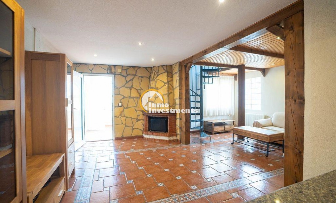 Resale - Villa - Orihuela Costa - Los Almendros-La Florida