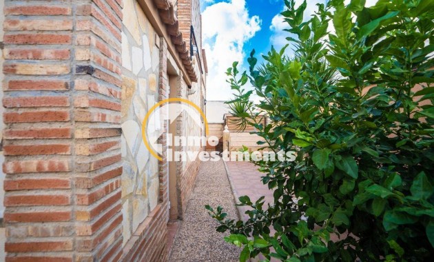 Resale - Villa - Orihuela Costa - Los Almendros-La Florida