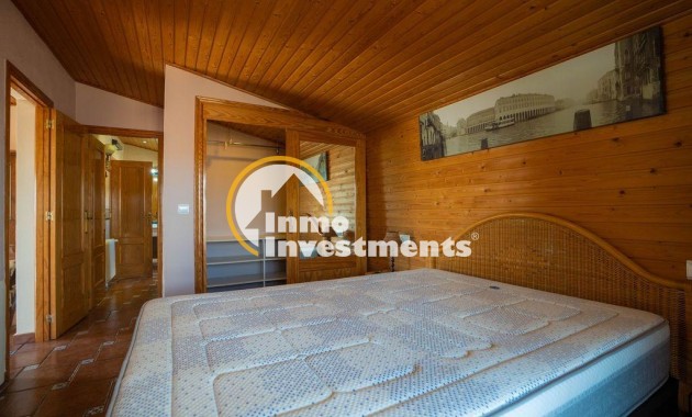 Resale - Villa - Orihuela Costa - Los Almendros-La Florida