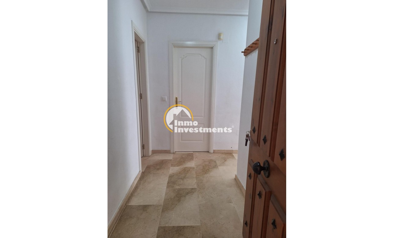 Resale - Apartment - Orihuela Costa - Playa Flamenca