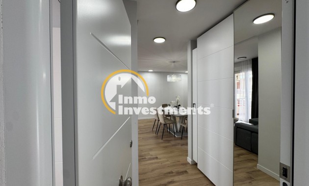 Reventa - Apartamento - Torrevieja - Playa del Cura