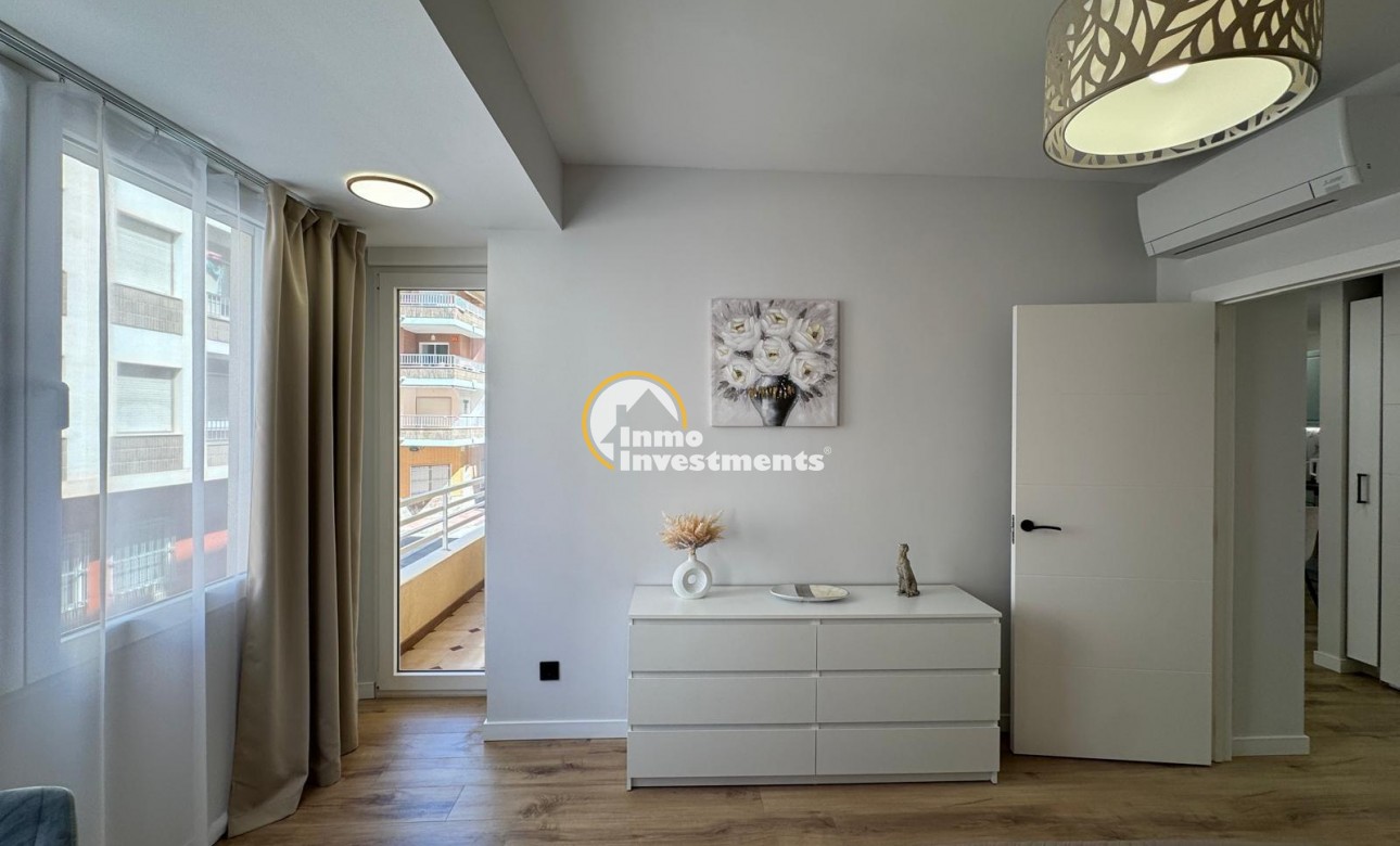 Reventa - Apartamento - Torrevieja - Playa del Cura