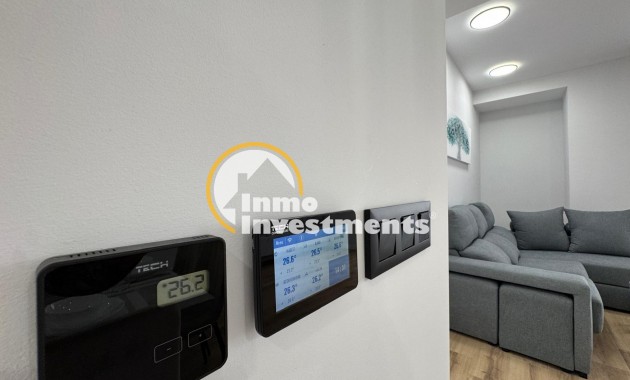 Reventa - Apartamento - Torrevieja - Playa del Cura