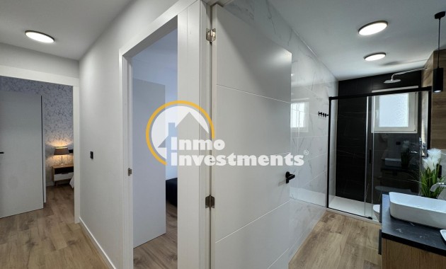 Reventa - Apartamento - Torrevieja - Playa del Cura