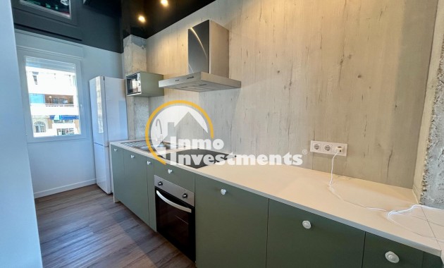 Reventa - Apartamento - Torrevieja - Acequion