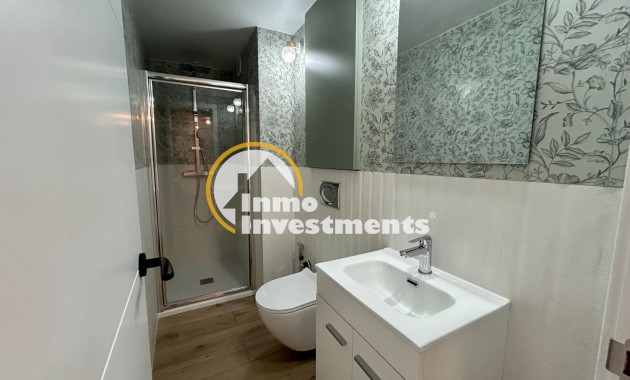 Reventa - Apartamento - Torrevieja - Acequion