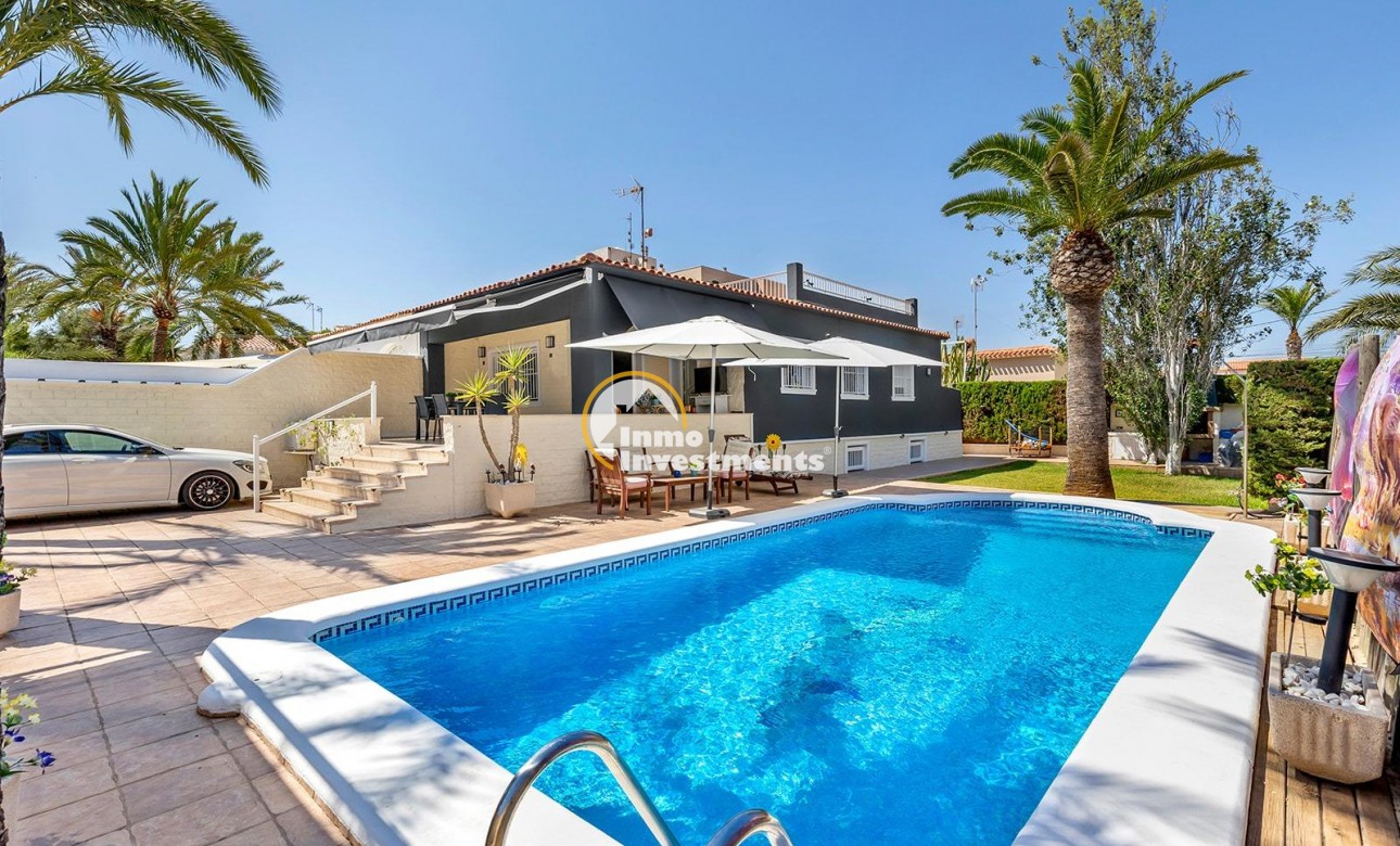 Reventa - Chalet independiente - Torrevieja - Punta Prima