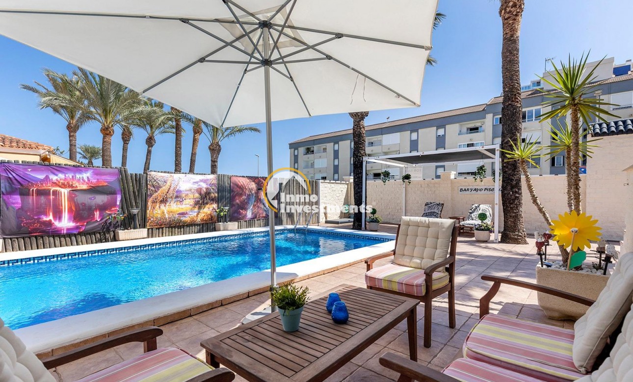 Reventa - Chalet independiente - Torrevieja - Punta Prima