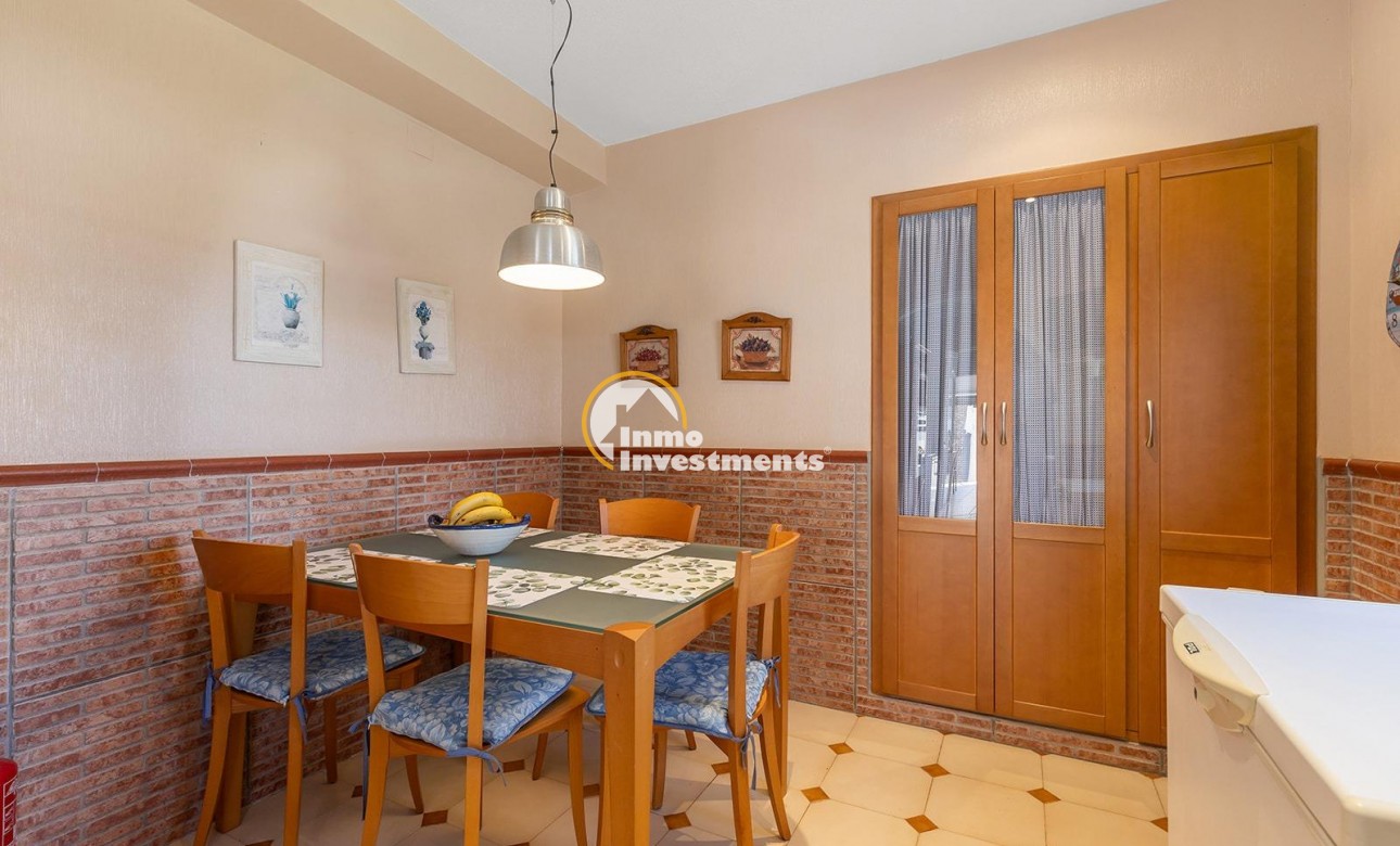 Reventa - Chalet independiente - Torrevieja - Punta Prima