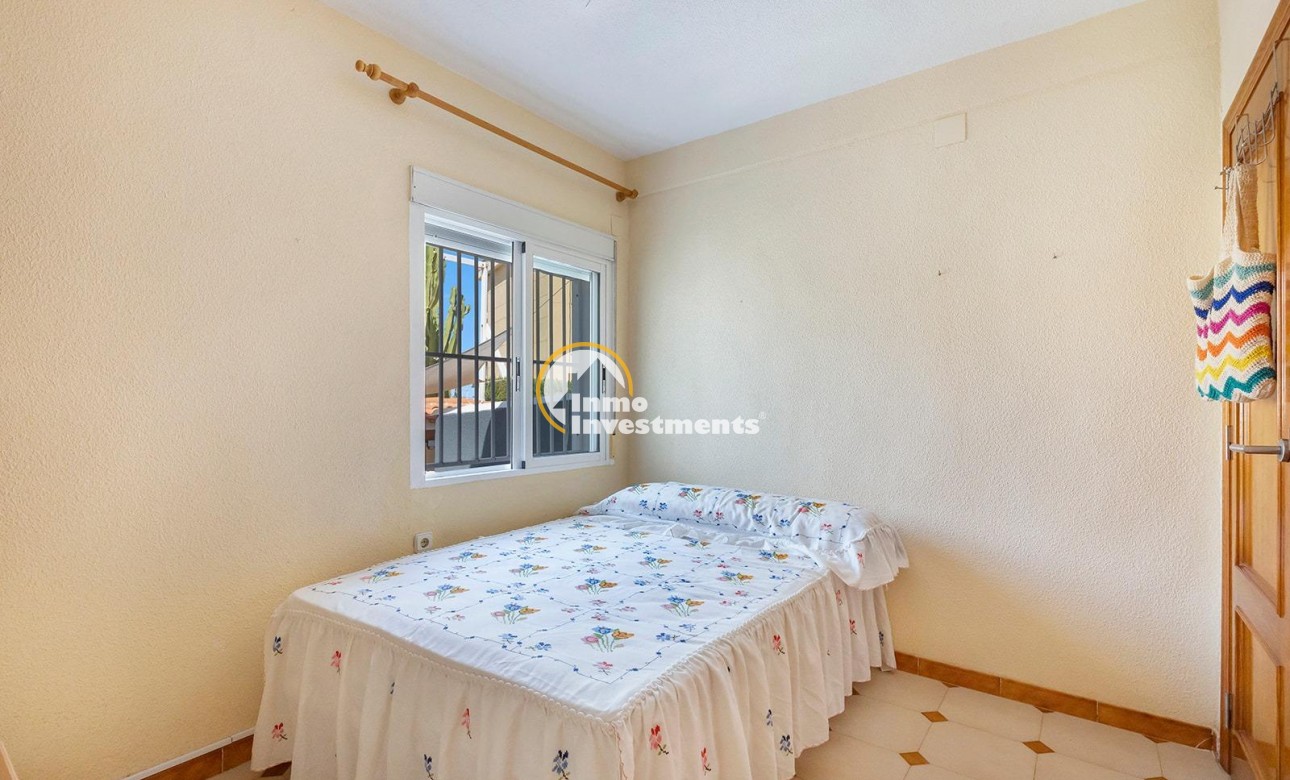 Reventa - Chalet independiente - Torrevieja - Punta Prima