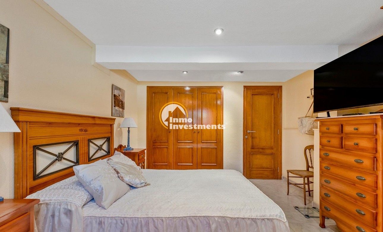 Reventa - Chalet independiente - Torrevieja - Punta Prima