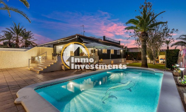 Reventa - Chalet independiente - Torrevieja - Punta Prima