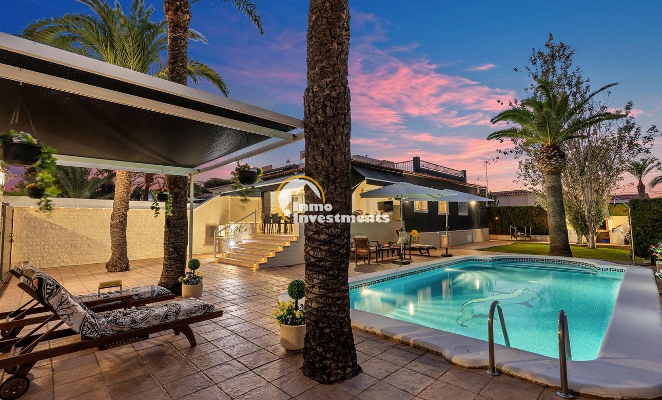 Reventa - Chalet independiente - Torrevieja - Punta Prima