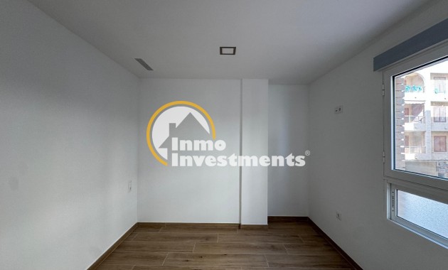 Reventa - Apartamento - Torrevieja - La Mata