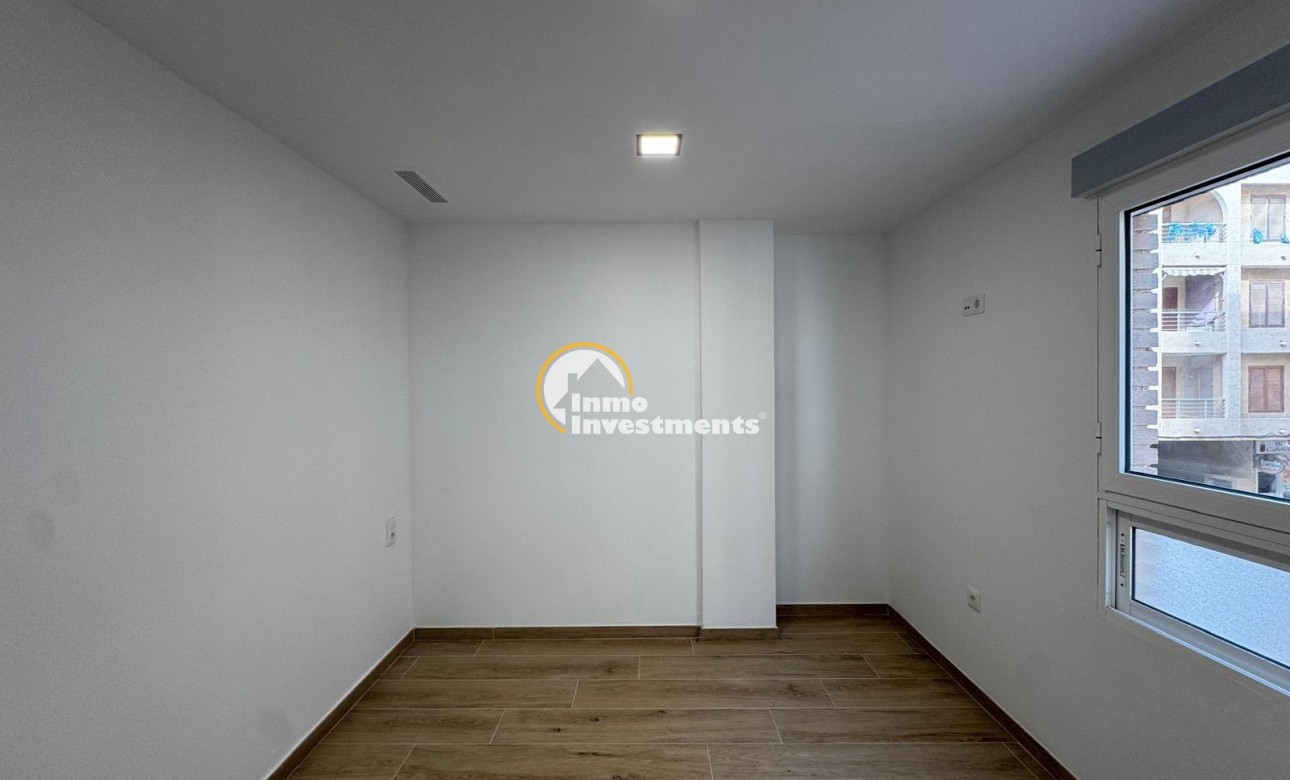 Reventa - Apartamento - Torrevieja - La Mata