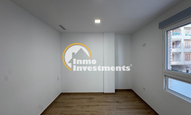 Reventa - Apartamento - Torrevieja - La Mata