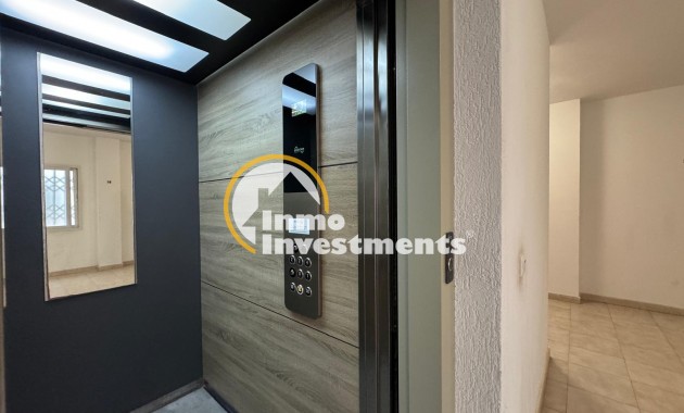 Reventa - Apartamento - Torrevieja - La Mata