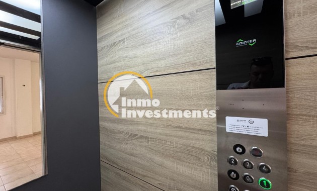 Reventa - Apartamento - Torrevieja - La Mata