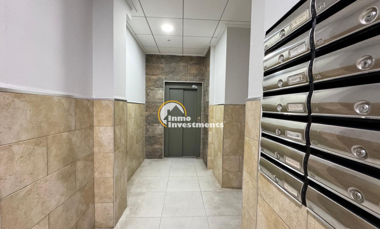 Reventa - Apartamento - Torrevieja - La Mata