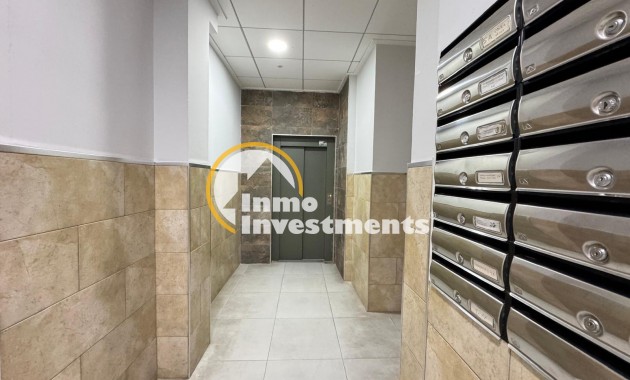 Reventa - Apartamento - Torrevieja - La Mata