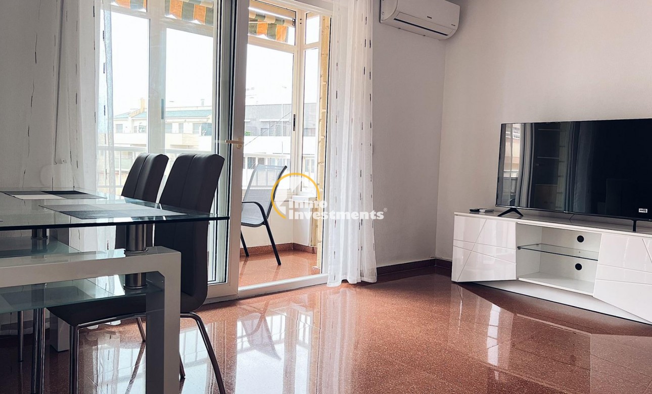 Reventa - Apartamento - Torrevieja - Estacion de autobuses