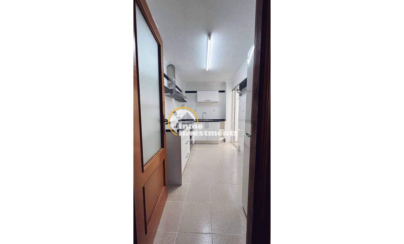 Reventa - Apartamento - Torrevieja - Estacion de autobuses