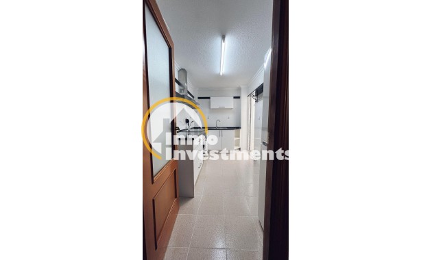 Reventa - Apartamento - Torrevieja - Estacion de autobuses