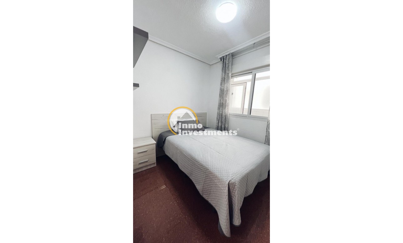 Reventa - Apartamento - Torrevieja - Estacion de autobuses