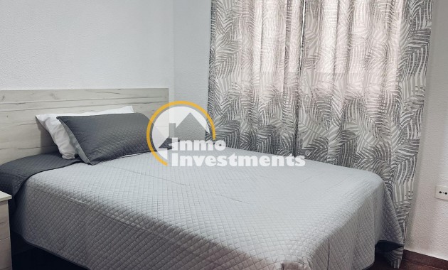 Reventa - Apartamento - Torrevieja - Estacion de autobuses