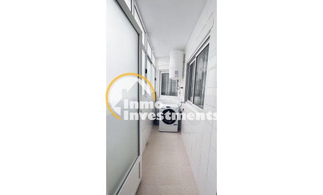 Reventa - Apartamento - Torrevieja - Estacion de autobuses